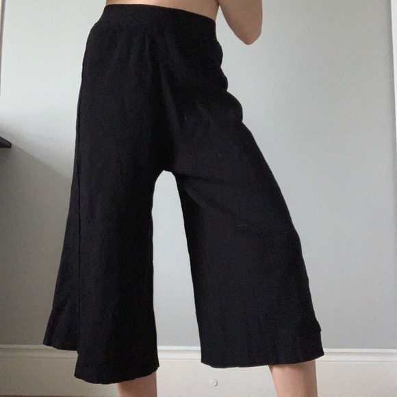 Zara Pants - Amazing Knit Zara Culottes